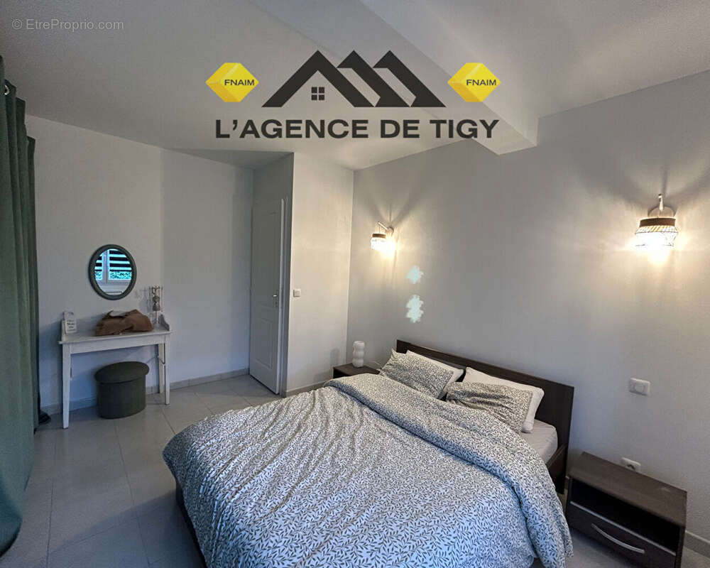 Maison à NEUVY-EN-SULLIAS