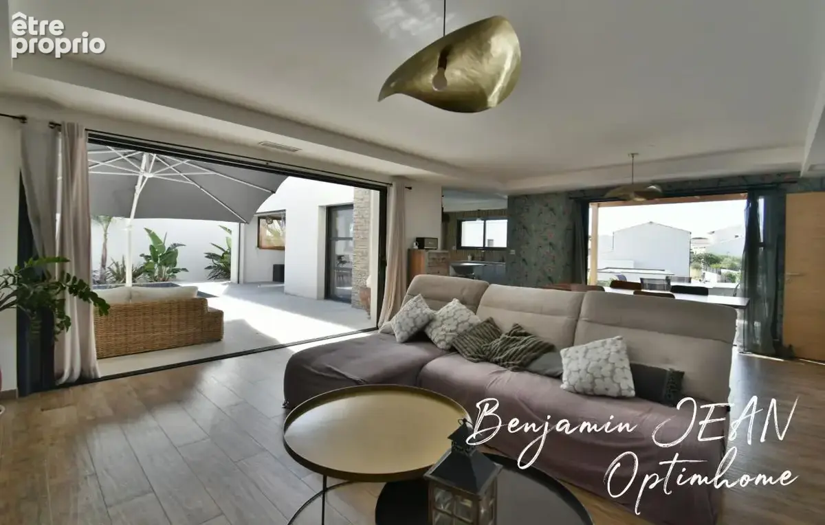 Exclusivité : Maison récente F4/F5 avec piscine et garage - photo 13