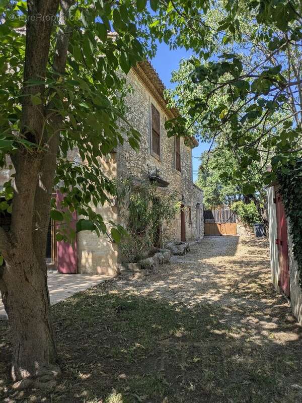 Coeur village de Castries - photo 3