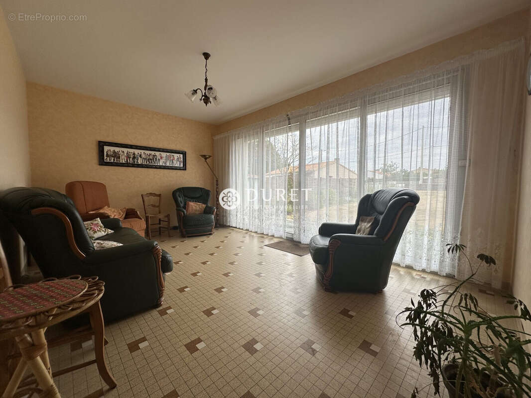 Maison à LA BOISSIERE-DE-MONTAIGU