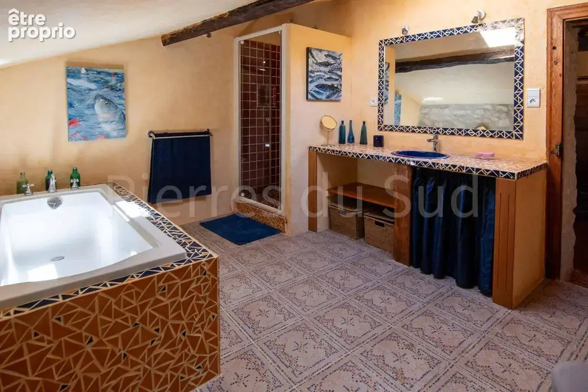 Propriété d ´Exception - photo 14