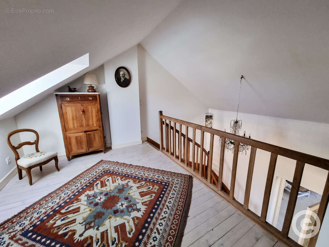 Maison à ANNAY-LA-COTE