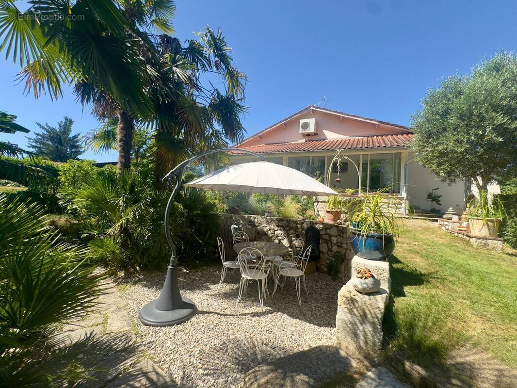 Photo 1 - Maison à VILLENEUVE-SUR-LOT
