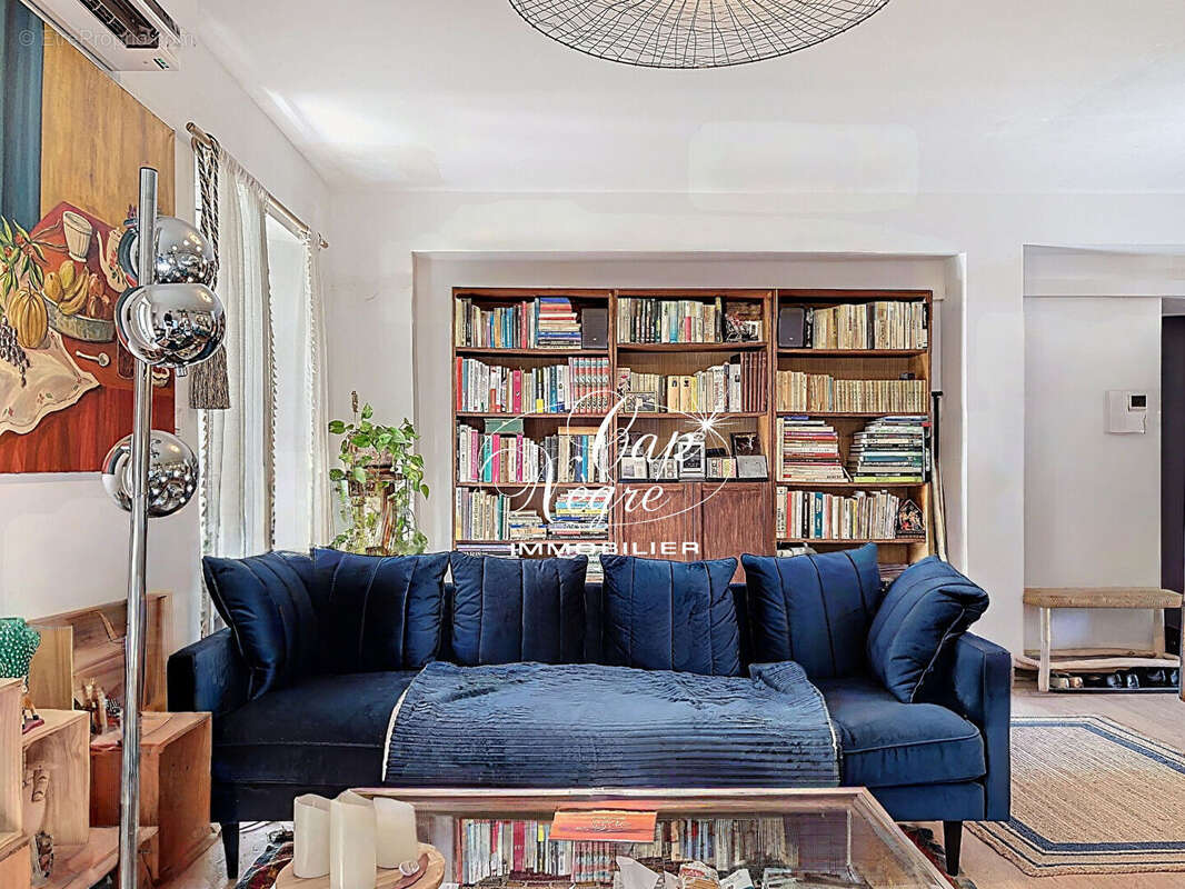 Appartement à COGOLIN