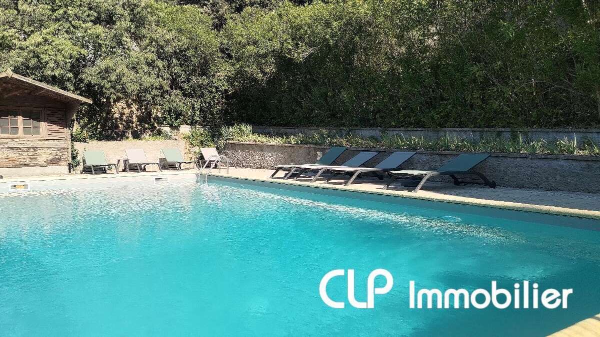 Maison 302 m² à Montelimar  - photo 3