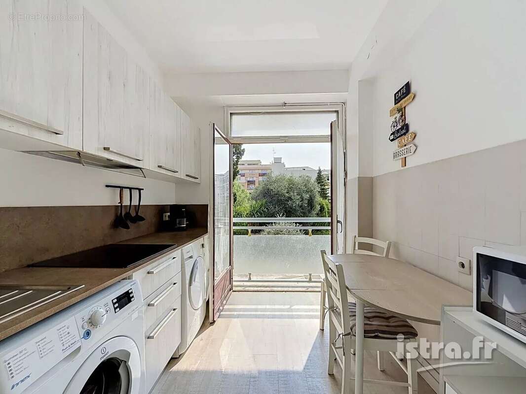 Nice Baumettes : 2 pièces proche mer et commerces - photo 8