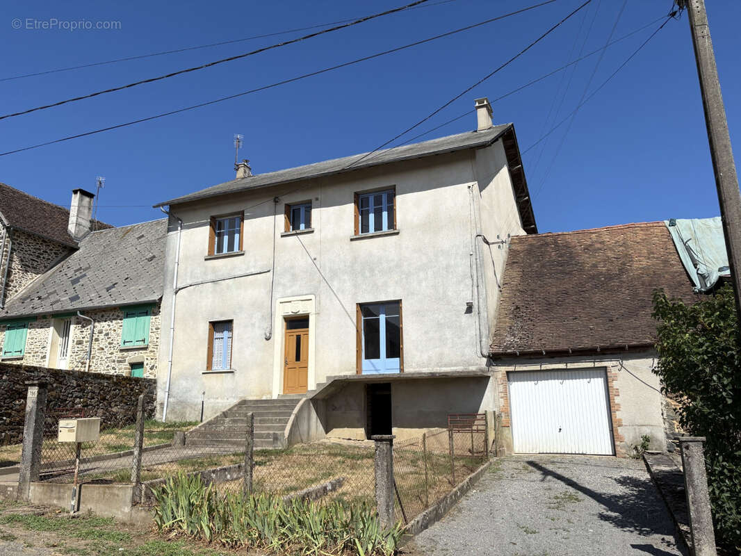 La Porcherie maison de campagne de 6 pièces à restaurer avec un petit jardin et vues - photo 20