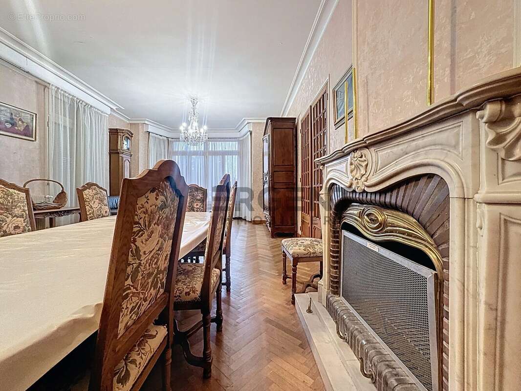 Maison à CHARLEVILLE-MEZIERES