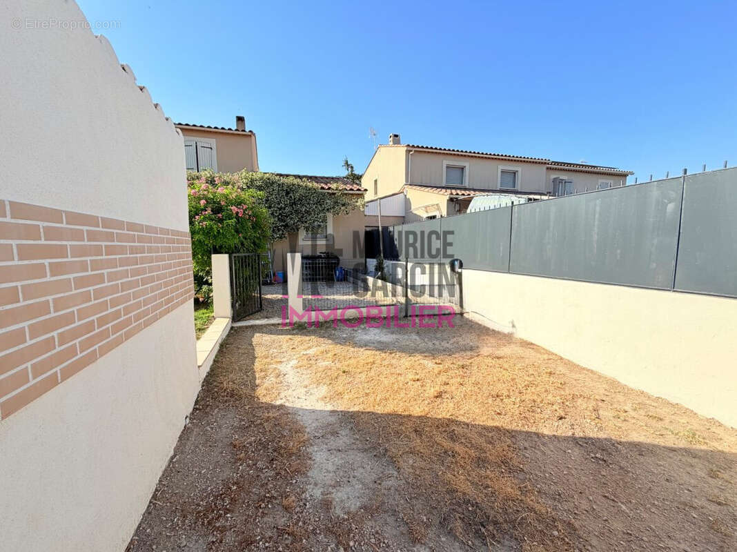 Maison 5 pièces 117 m² à vendre à Chateaurenard (13160) - photo 2