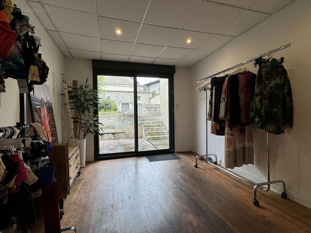Appartement à BARBEZIEUX-SAINT-HILAIRE