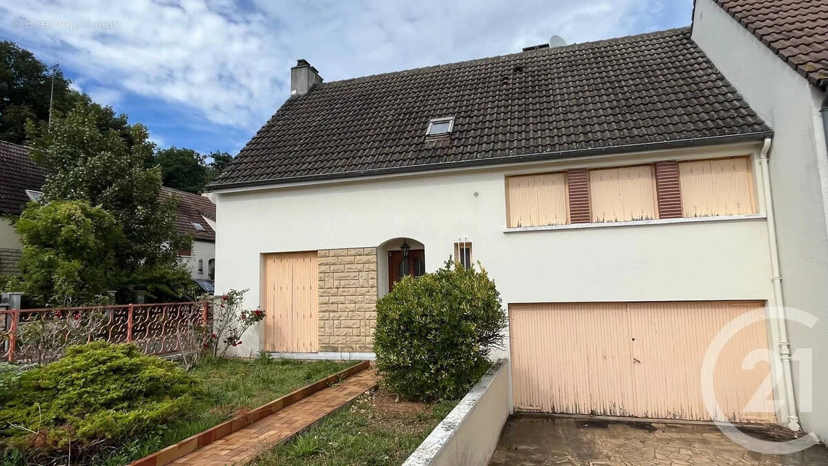Maison à BRIE-COMTE-ROBERT
