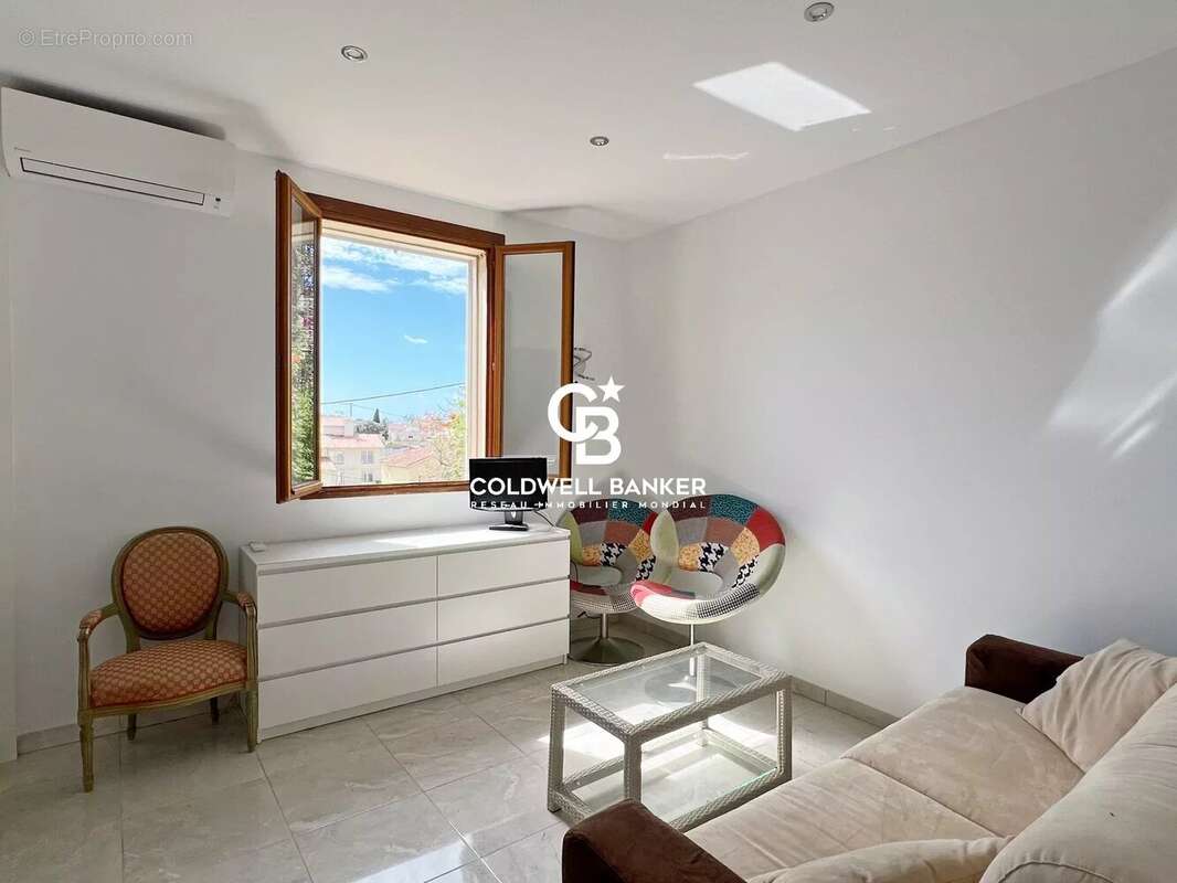 Maison à SAINT-RAPHAEL