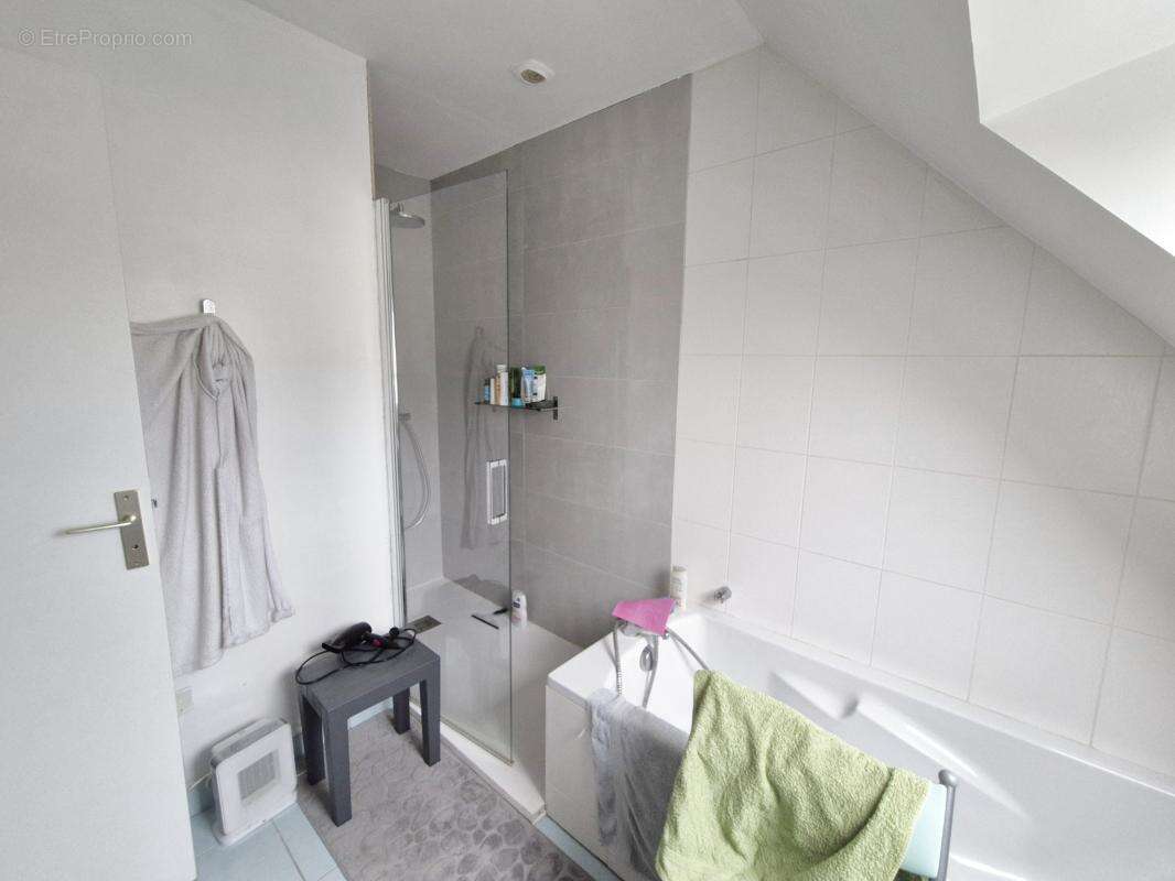 Maison à SAINT-AUBIN-DU-CORMIER