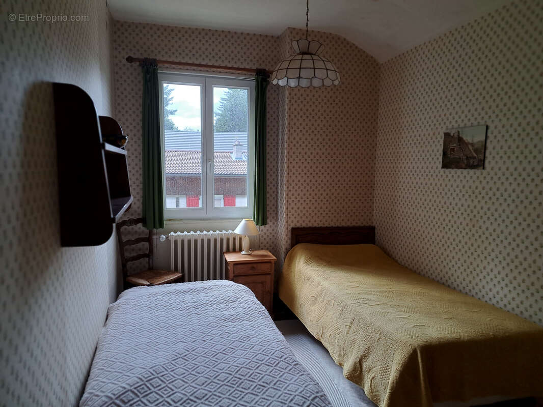 Maison à LE CHAMBON-SUR-LIGNON