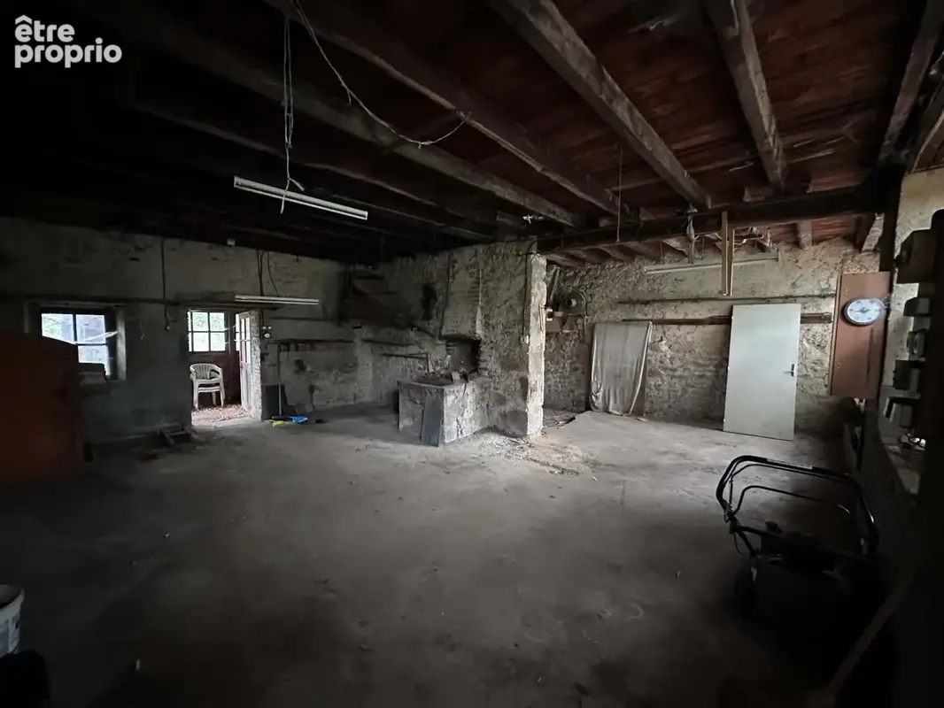 Maison 8 pièces 136 m² à vendre à Charensat (63640) - photo 16