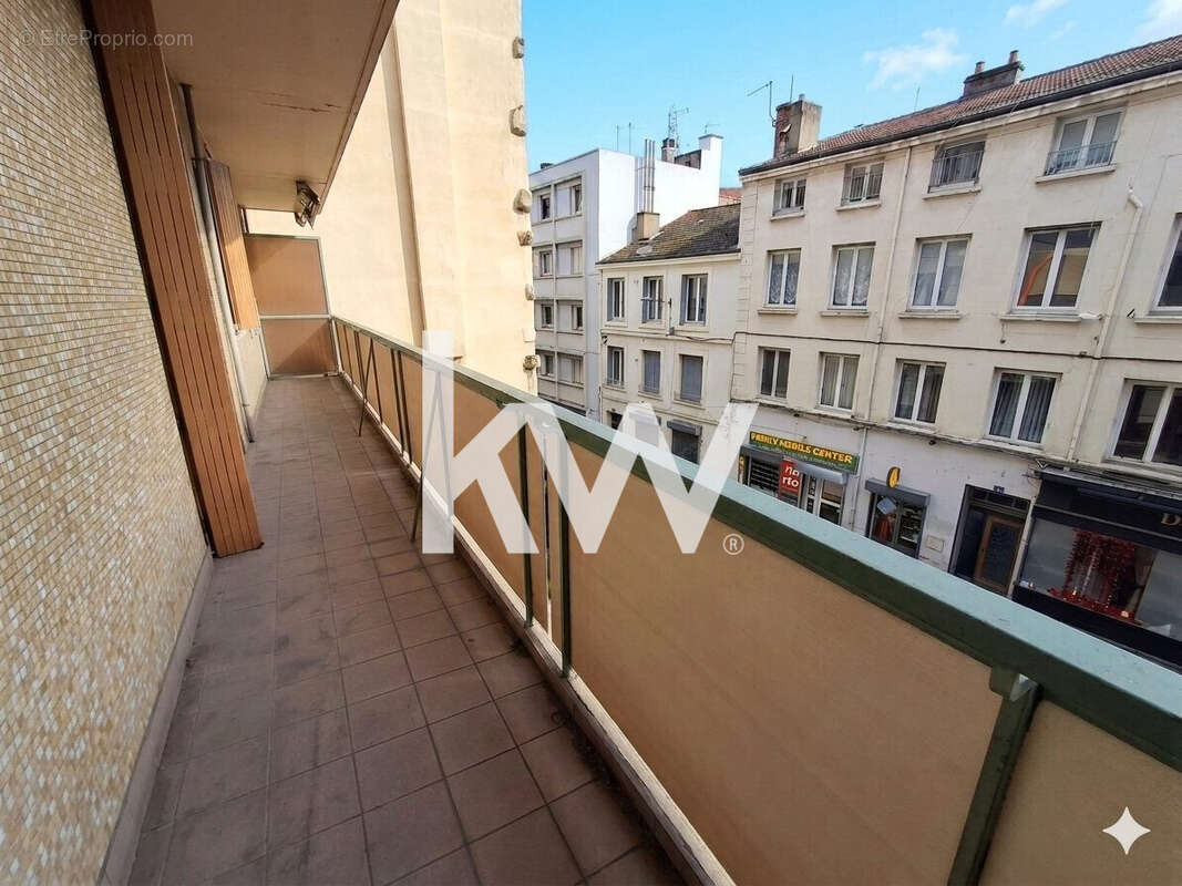 Appartement à SAINT-ETIENNE