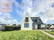 Maison à LAMPAUL-PLOUARZEL