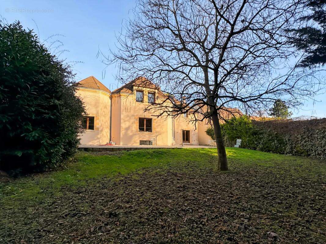 Maison à SAINT-PRIX