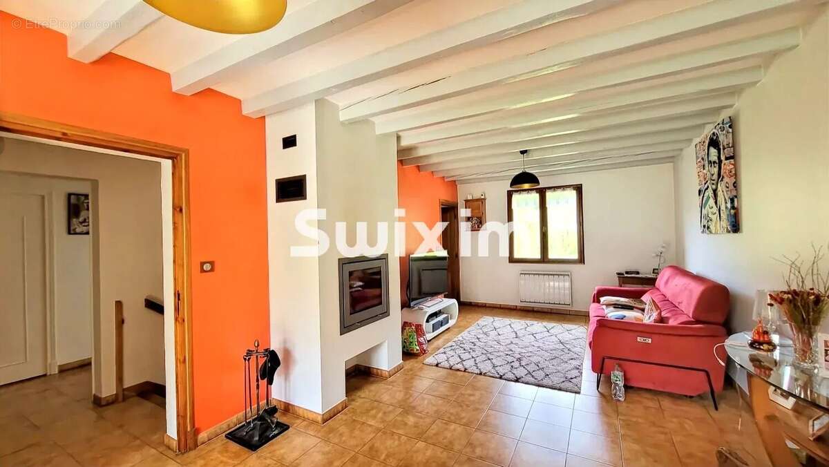 Maison 339 m² à Bonnaud  - photo 5