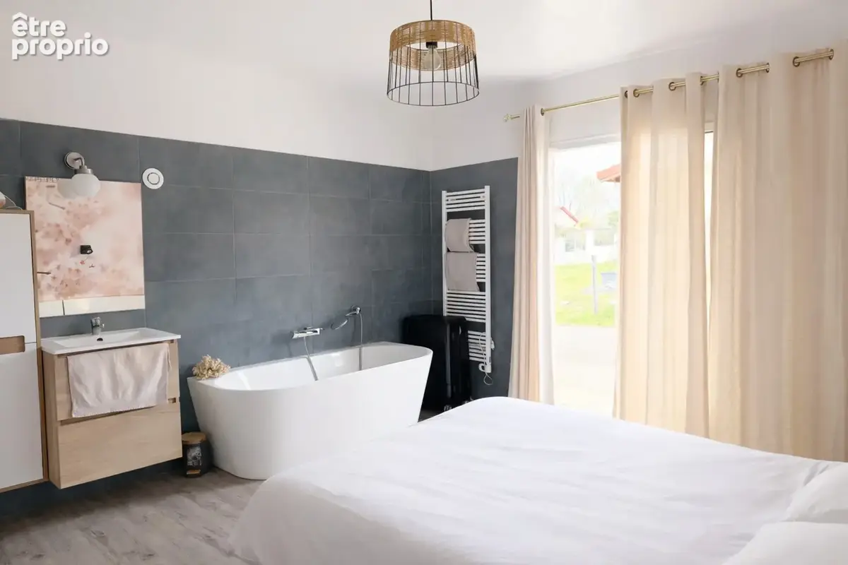  Maison familiale avec double logement – 240 m² – Terrain 1126 m² – Exclusivité - photo 4