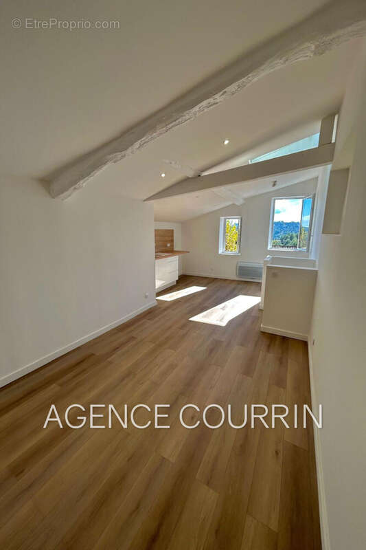 Maison à PEYMEINADE