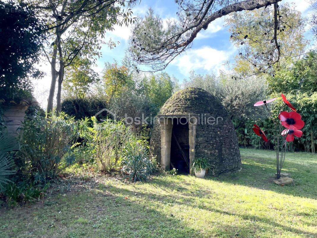 Maison à VERS-PONT-DU-GARD