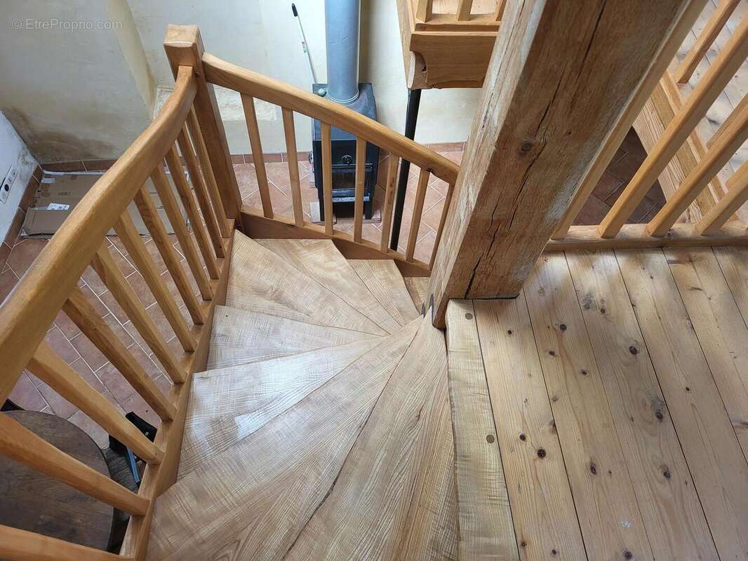 20250410144645 - Maison à ROUFFIGNAC-SAINT-CERNIN-DE-REILHAC