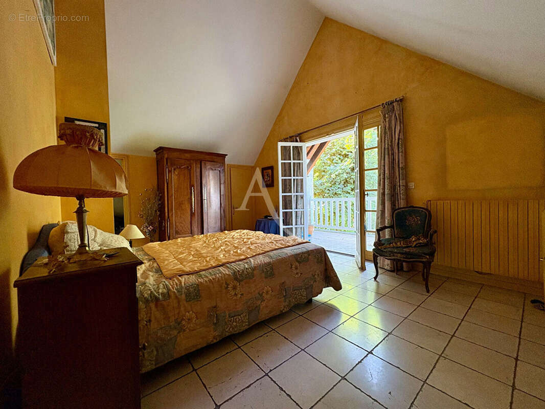 Maison à GIF-SUR-YVETTE