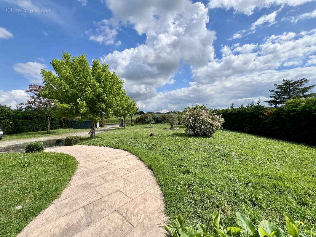 Maison à SAINT-PAUL-CAP-DE-JOUX