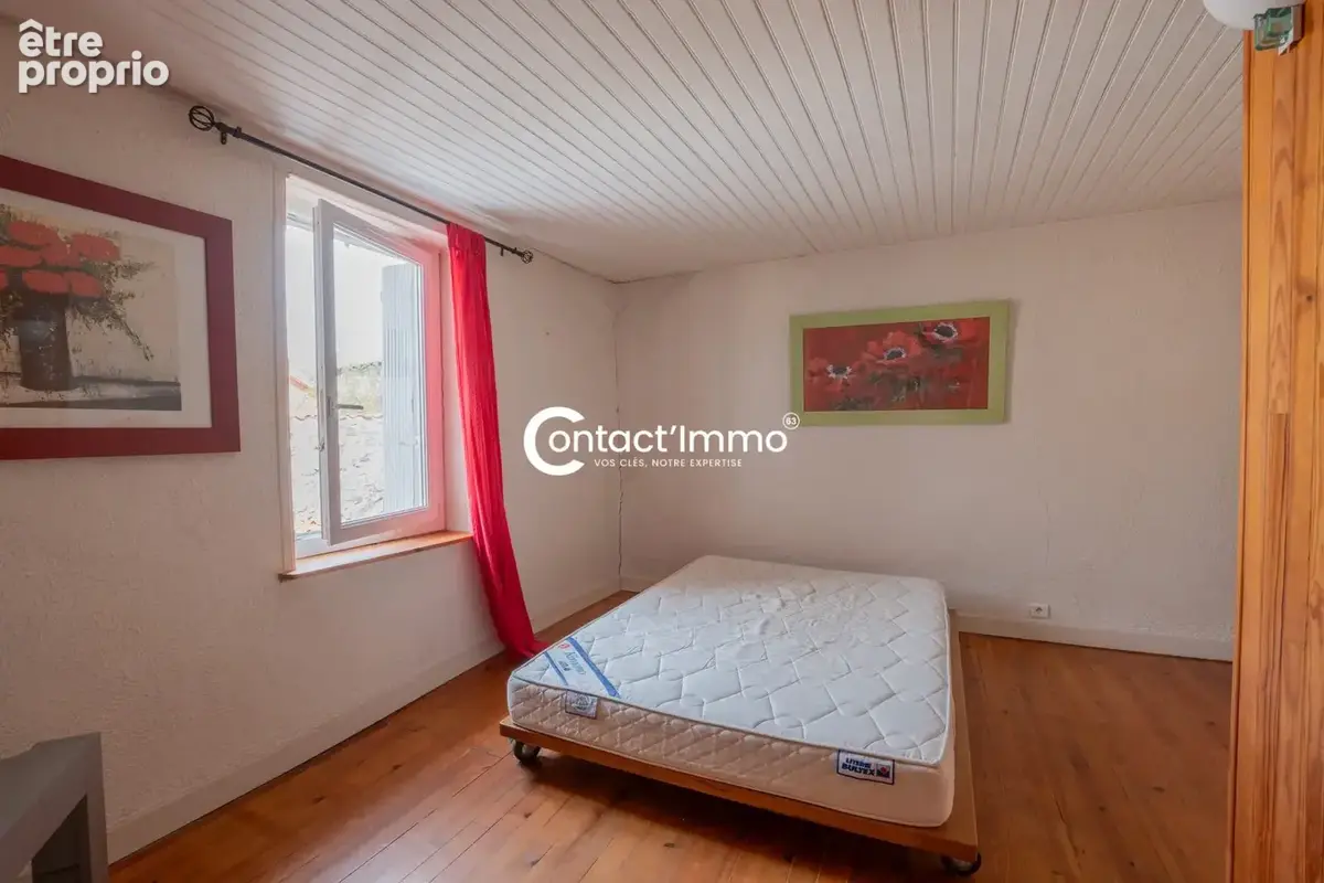 Maison 91 m² à Chappes  - photo 7
