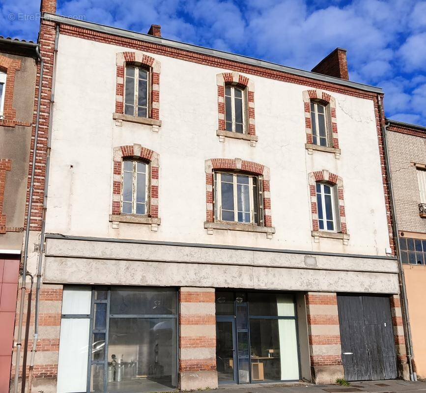 Appartement à DECAZEVILLE