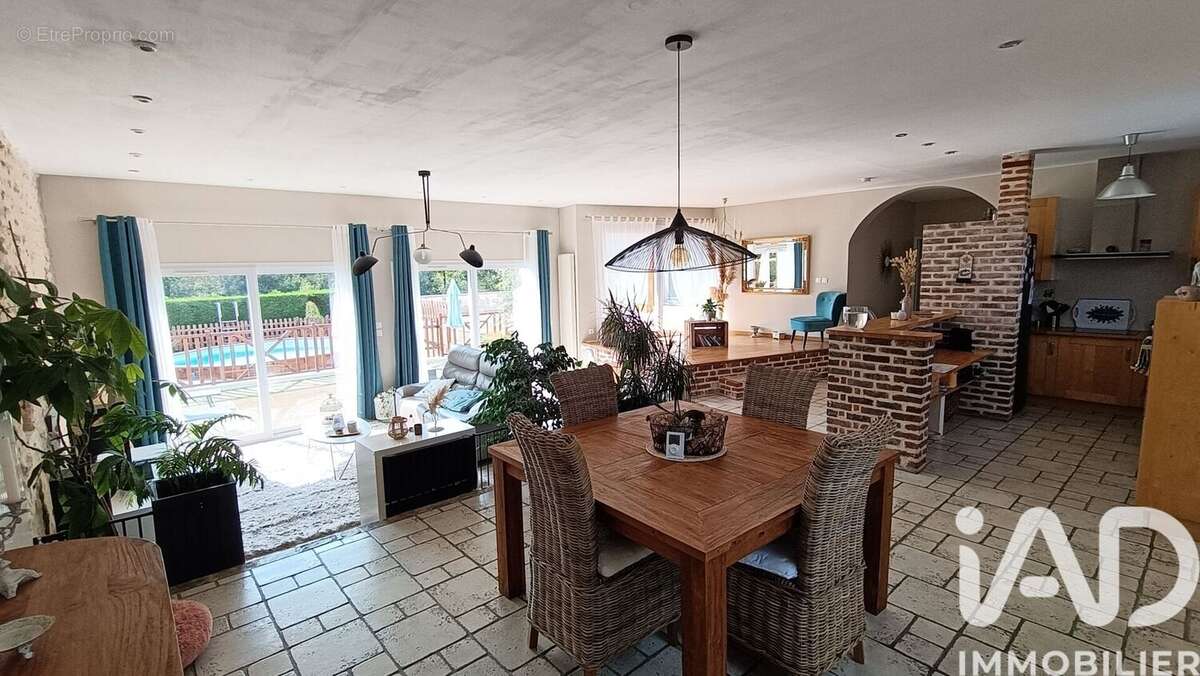 Photo 9 - Maison à VANDRIMARE