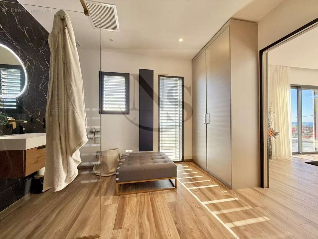 Maison à CARRY-LE-ROUET