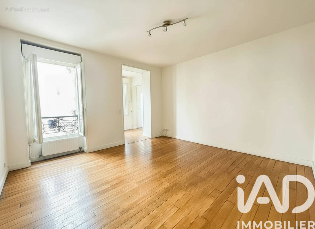 Photo 1 - Appartement à PARIS-14E