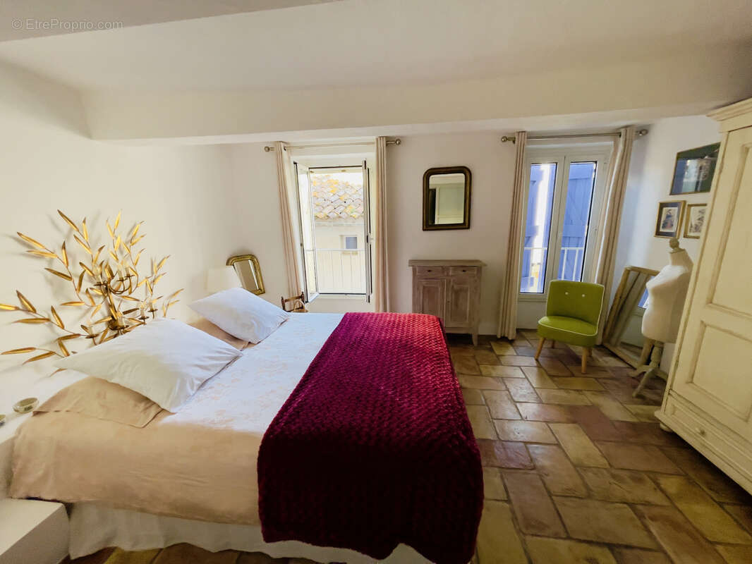 Maison à PLAN-DE-LA-TOUR