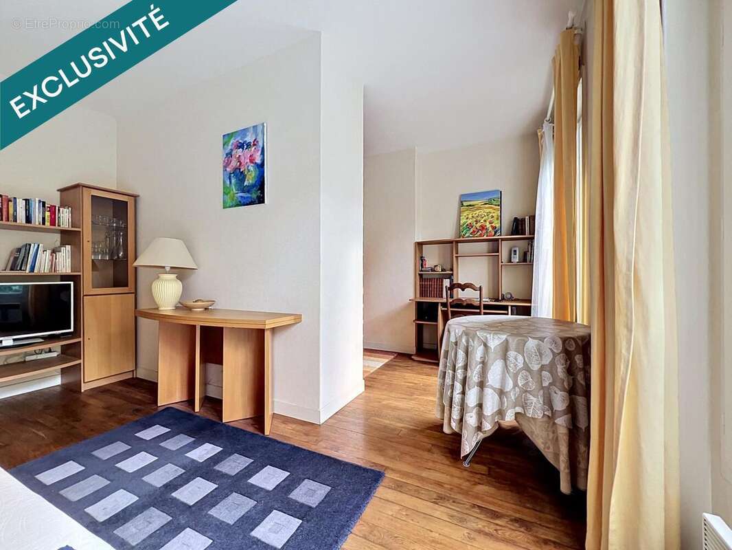 Photo 4 - Appartement à PARIS-15E