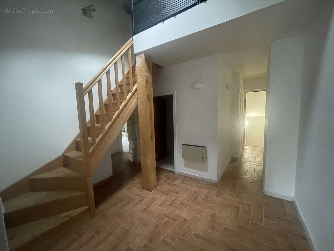 Appartement à VAISON-LA-ROMAINE