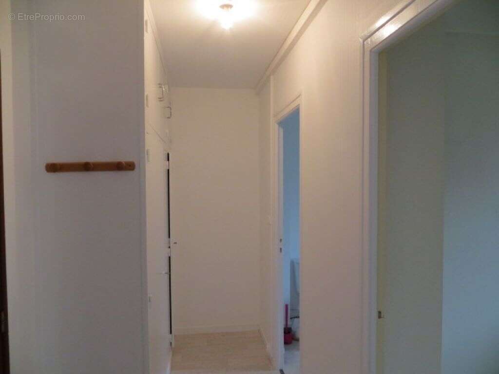 Appartement à EPERNON