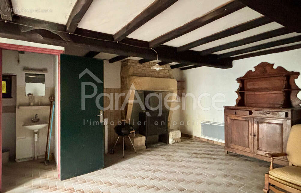 Maison à CORME-ECLUSE