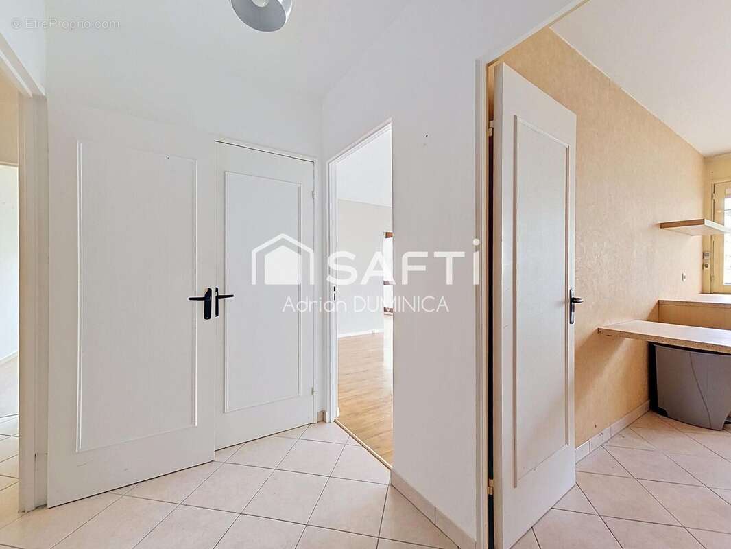 Photo 8 - Appartement à VELIZY-VILLACOUBLAY