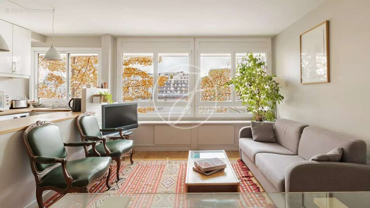 Appartement à PARIS-19E