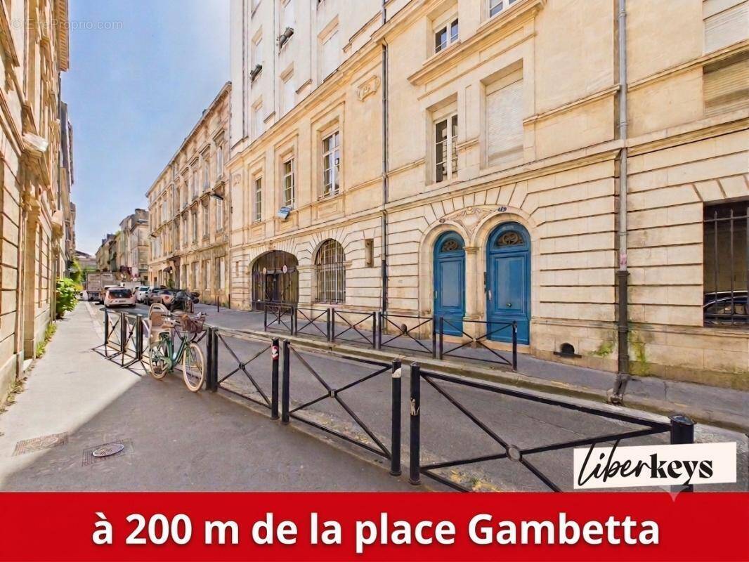 Appartement à BORDEAUX