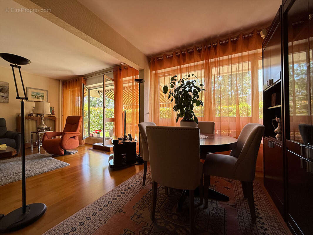 Appartement à VILLEJUIF