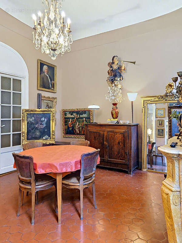 Appartement à NIMES