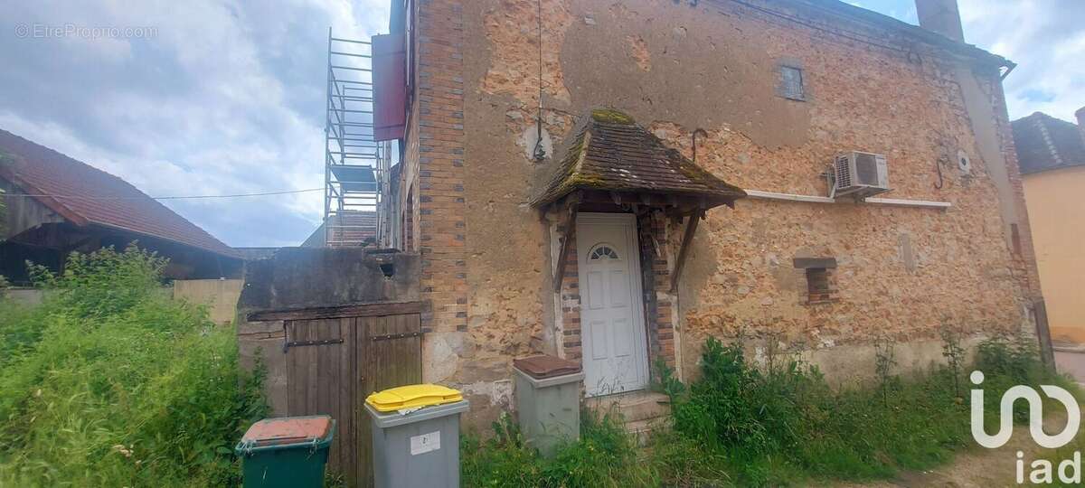 Photo 2 - Maison à DOMATS