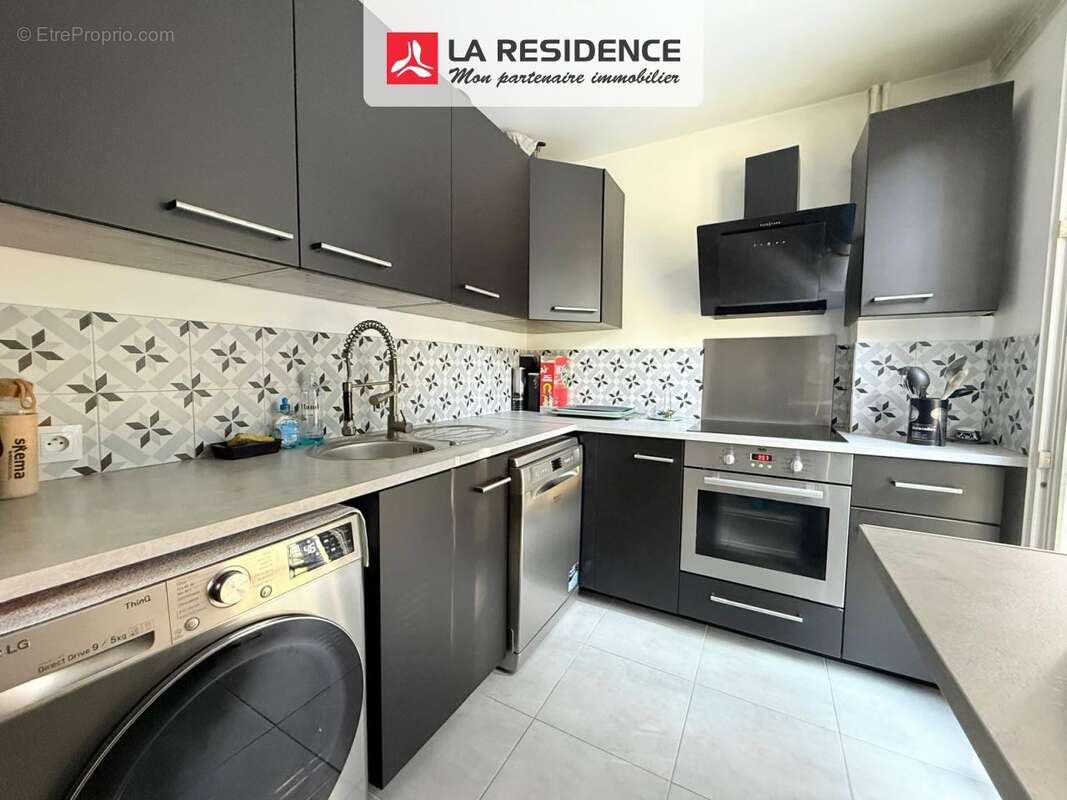 Appartement 72 m² à Franconville  - photo 2
