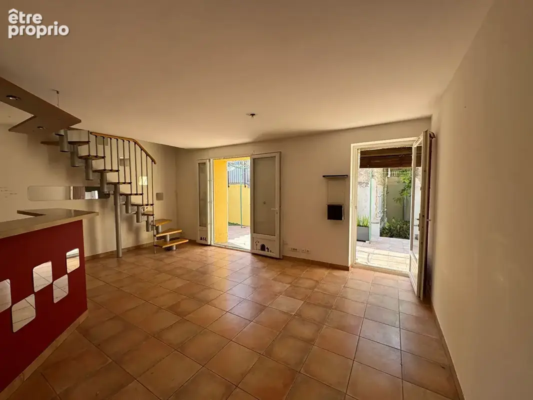 Exclusivité! Duplex T3 en hyper centre avec extérieur et stationnement! - photo 4