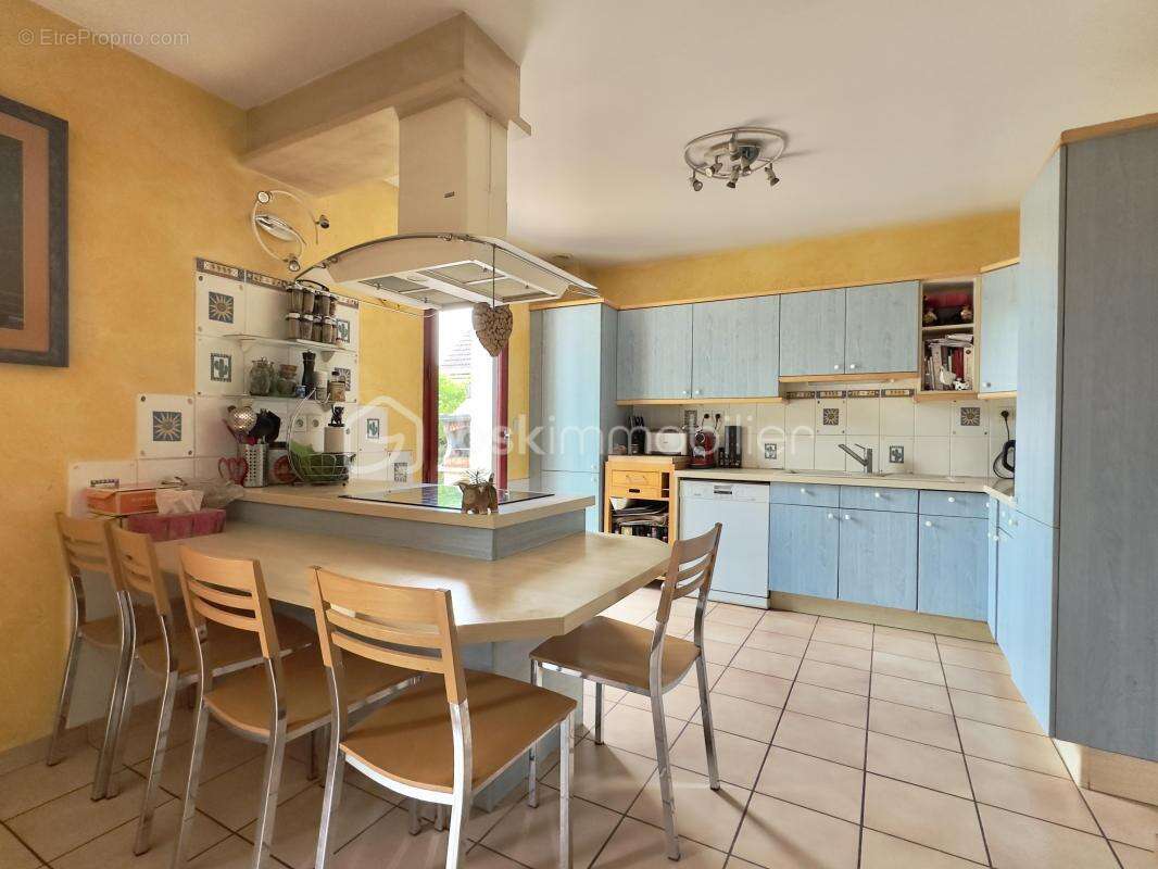 Maison à GUIBEVILLE