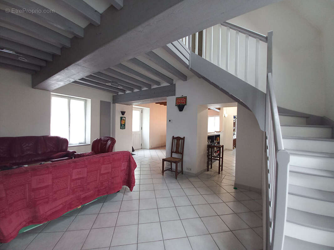 Maison à CORMES