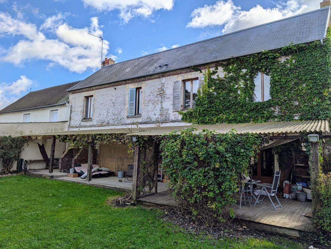 Maison à CREPY-EN-VALOIS